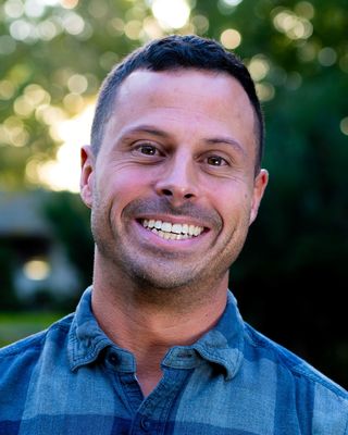 Photo of Joe Candelario, Licensed Professional Counselor Candidate, MA