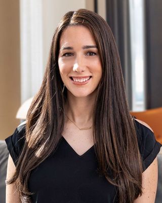 Photo of Dr. Jessica Healey, Psychiatrist, PMHNP
