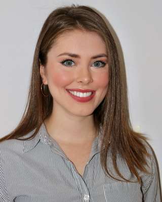 Photo of Samantha Bray Kingissepp, Registered Psychotherapist in Yorkville, Toronto, ON