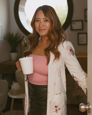 Photo of Kristen Kaye Oliveros, Psychologist, MC