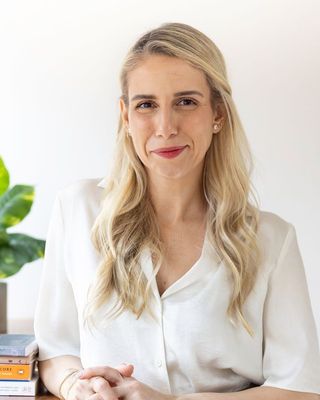 Photo of Hagar Ron, Clinical Social Work/Therapist, LCSW