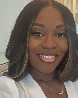 Photo of Stephanie Nsiah, Psychiatric Nurse Practitioner, APRN