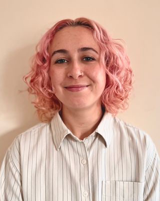 Photo of Rebecca Toal, Psychotherapist, MBACP