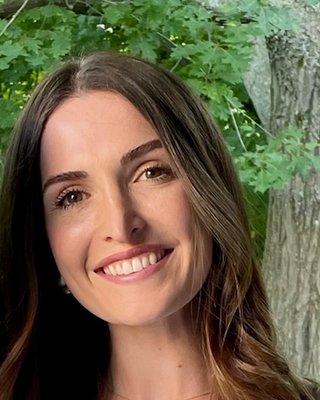 Photo of Mary Beth Robert, Clinical Social Work/Therapist, LLMSW