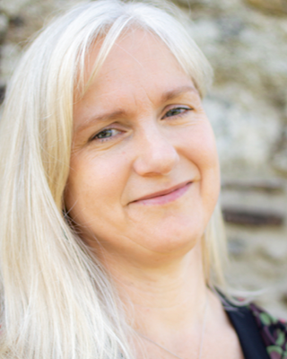 Photo of Siân Keary, MA
