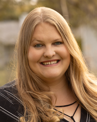 Photo of Debralee Willis, Clinical Social Work/Therapist, LCSW