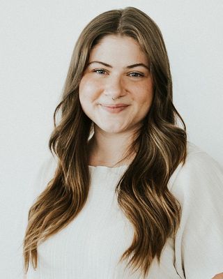 Photo of Jess Irvine, Clinical Social Work/Therapist, CSW