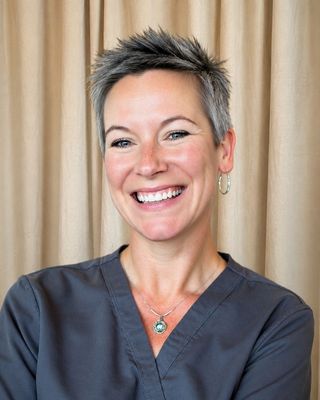 Photo of Holly Thomas, Psychiatric Nurse Practitioner, CNM, PMHNP