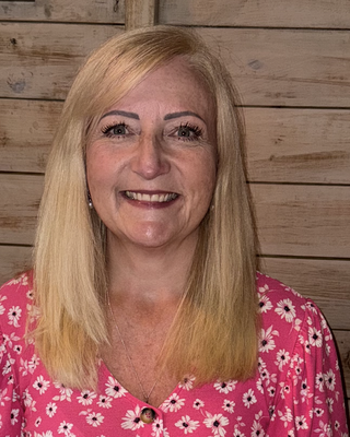 Photo of Sian Jones, Counsellor, MBACP