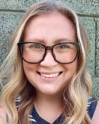 Photo of Kristina Louise Groves, Marriage & Family Therapist, MA, LMFT