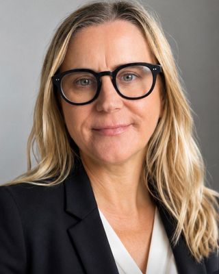 Photo of Iva Michels, Counsellor, MA, MNCPS Acc.