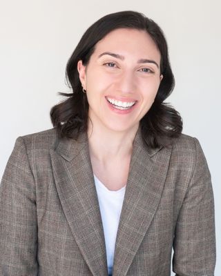Photo of Leona Fallas, Marriage & Family Therapist, LMFT