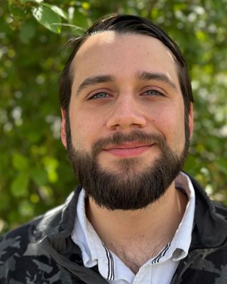 Photo of Henry Noy, Pre-Licensed Professional