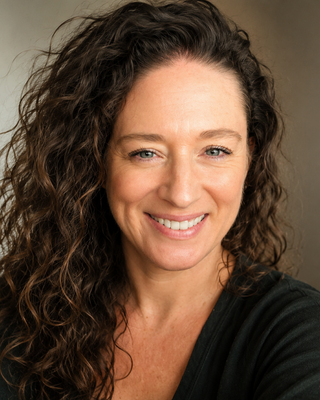 Photo of Natalie Bussell, MA, CYT
