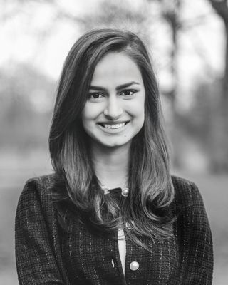 Photo of Alisha Chainani, Counsellor, MSc, UKCP Trainee