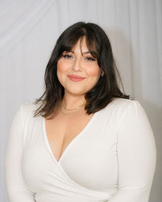 Photo of Carina Lopez, Marriage & Family Therapist Associate, AMFT, APCC