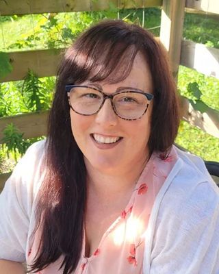 Photo of Shannon Rooyakkers - Shannon Rooyakkers - Elephant Eye EMDR, Registered Social Worker, BSW, RSW
