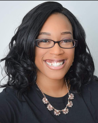 Photo of Kayla Davis, Licensed Clinical Mental Health Counselor, LCMHC, NCC, MS