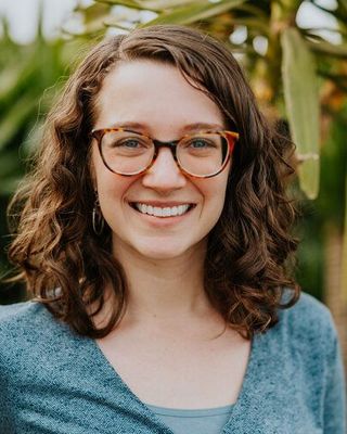 Photo of Lauren Lottino, Marriage & Family Therapist, MA, LMFT, LGBTQ+