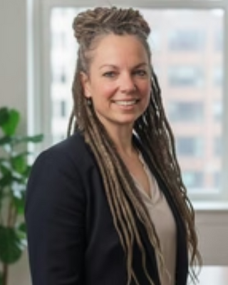 Photo of Jennifer Dieu, Psychiatric Nurse Practitioner, PMHNP