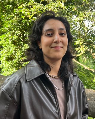 Photo of Nafeesah Iqbal, Psychotherapist, MSc, MBACP