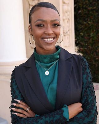 Photo of Ronnae T Beech, Marriage & Family Therapist, LMFT