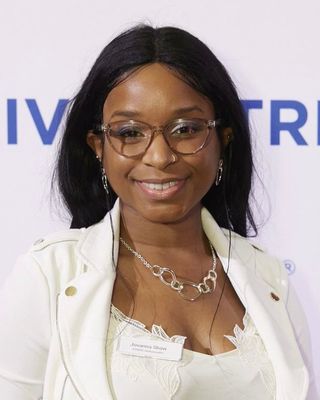 Photo of Jovanna Shaw, Clinical Social Work/Therapist, LSW