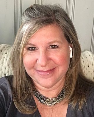 Photo of Amy Lyons, Art Therapist in Rochester, NY