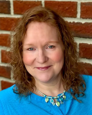 Photo of Freda Dias, Clinical Social Work/Therapist, MSW, LCSW