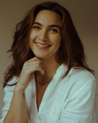 Photo of Samantha Calias, Licensed Mental Health Counselor, MA, LMHC