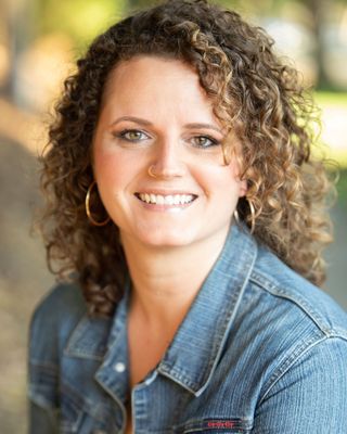 Photo of Whitney Donahue, Clinical Social Work/Therapist, LCSW