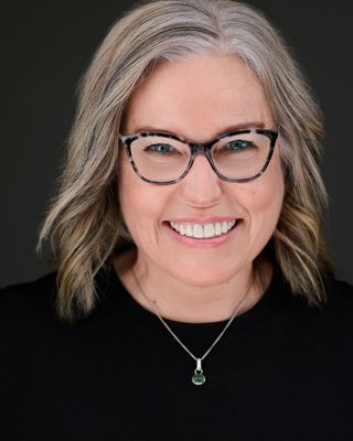 Photo of Michelle Labine, Counsellor, PhD, RCT, RP, CCC, CST