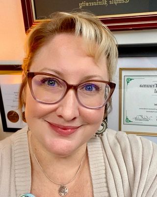 Photo of Emily Babikow, Clinical Social Work/Therapist, LCSW, CAADC, CCTP