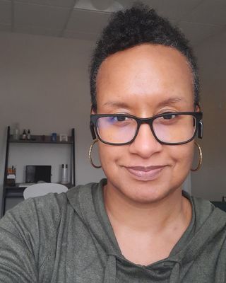 Photo of Melanie J. Davenport, Clinical Social Work/Therapist, LMSW, CCTP