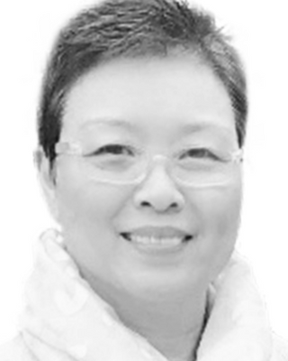 Photo of Jingyi Theis, Psychiatrist