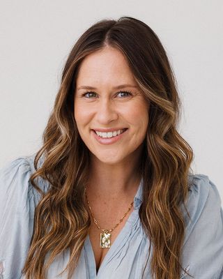 Photo of Kelly Zander, Marriage & Family Therapist, MA, LMFT