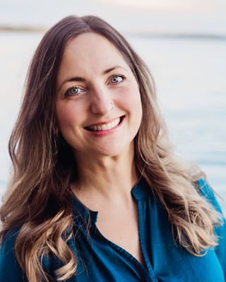 Photo of Sara Osmond-Roberts - Beacon Counselling and Coaching, Clinical Social Work/Therapist, BSW, MSW, RSW