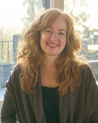 Photo of Lacy Lowry, Art Therapist, MA, ATR, LAT