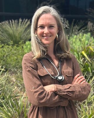 Photo of Whitney McFadden, Psychiatrist, MD, MPhil