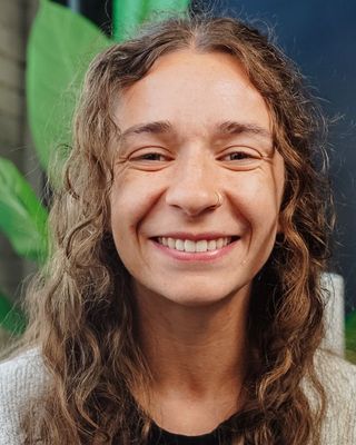 Photo of Hope Lunde, Licensed Master Social Worker, LMSW, CAADC