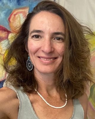 Photo of Maria Picazo, Psychotherapist, MA, HCPC-Art Therap.