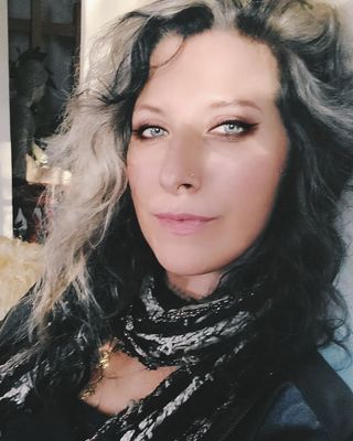 Photo of Kara Catrelle, Clinical Social Work/Therapist, PhD St, LCSW