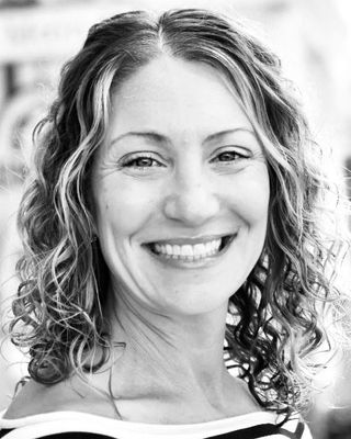 Photo of Alissa Jackson, Clinical Social Work/Therapist, LISW-S, RYT 500, UZIT