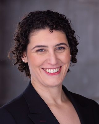 Photo of Ariel Axelrod, Licensed Mental Health Counselor, LMHC, NCC
