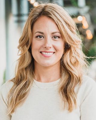 Photo of Dr. Anna Redmond, Psychologist in Clairemont Mesa, San Diego, CA