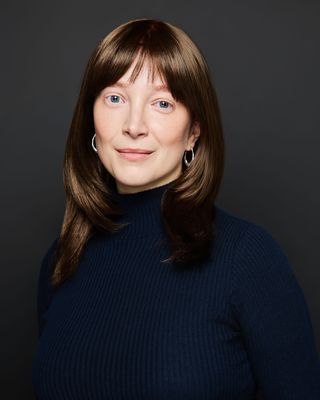 Photo of Erin McQueen, Marriage & Family Therapist Associate, MA, AMFT