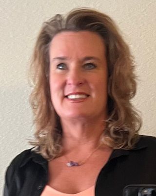 Photo of Denae Arnold, Licensed Professional Counselor, MA, LAC, LPC