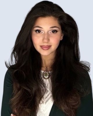 Photo of Madison Brass, Registered Psychotherapist (Qualifying), RP-Q, MA, BA