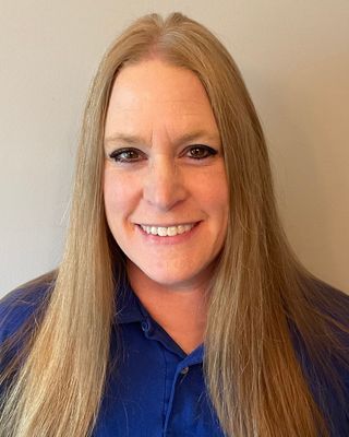 Photo of Lindsey New, Marriage & Family Therapist, MA, LMFT