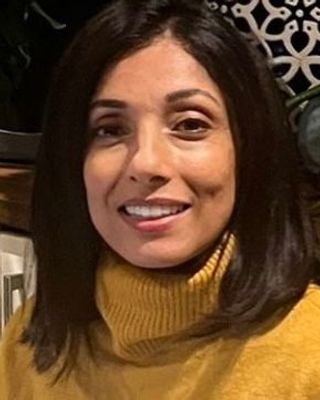 Photo of Dhakshini Patel, Psychotherapist, MA, MUKCP